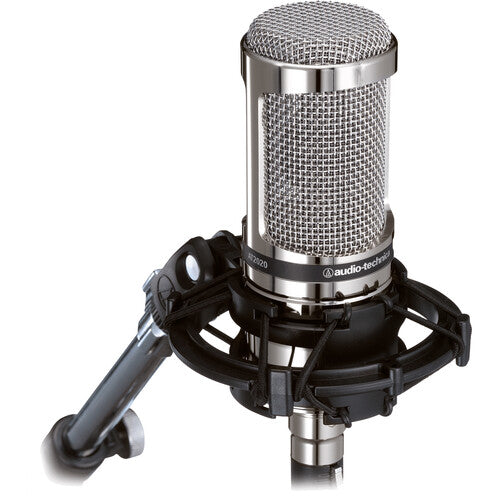 Micrófono de condensador cardioide Audio-Technica AT2020 (edición limitada plateada) Atelsa